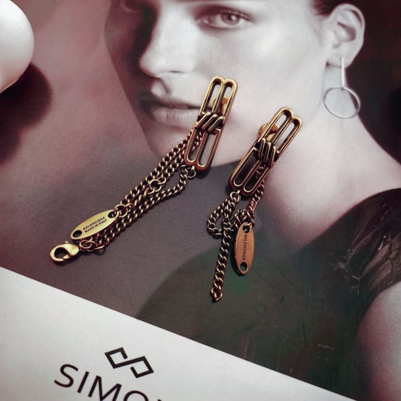 Ba1en*iaga earrings
